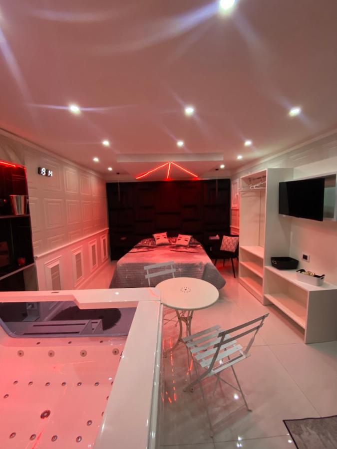 נאפולי Samm B&B Porta San Gennaro מראה חיצוני תמונה
