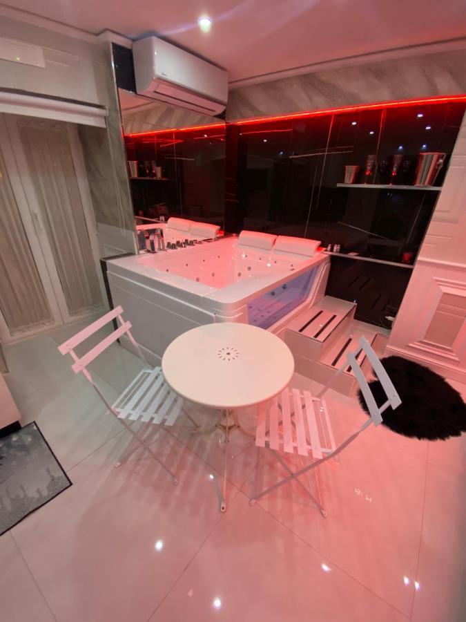 נאפולי Samm B&B Porta San Gennaro מראה חיצוני תמונה